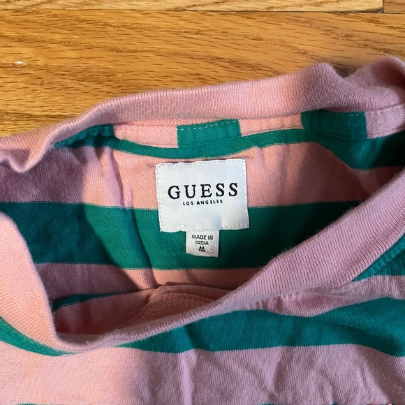 Guess T Shirt - Picture 2 of 3